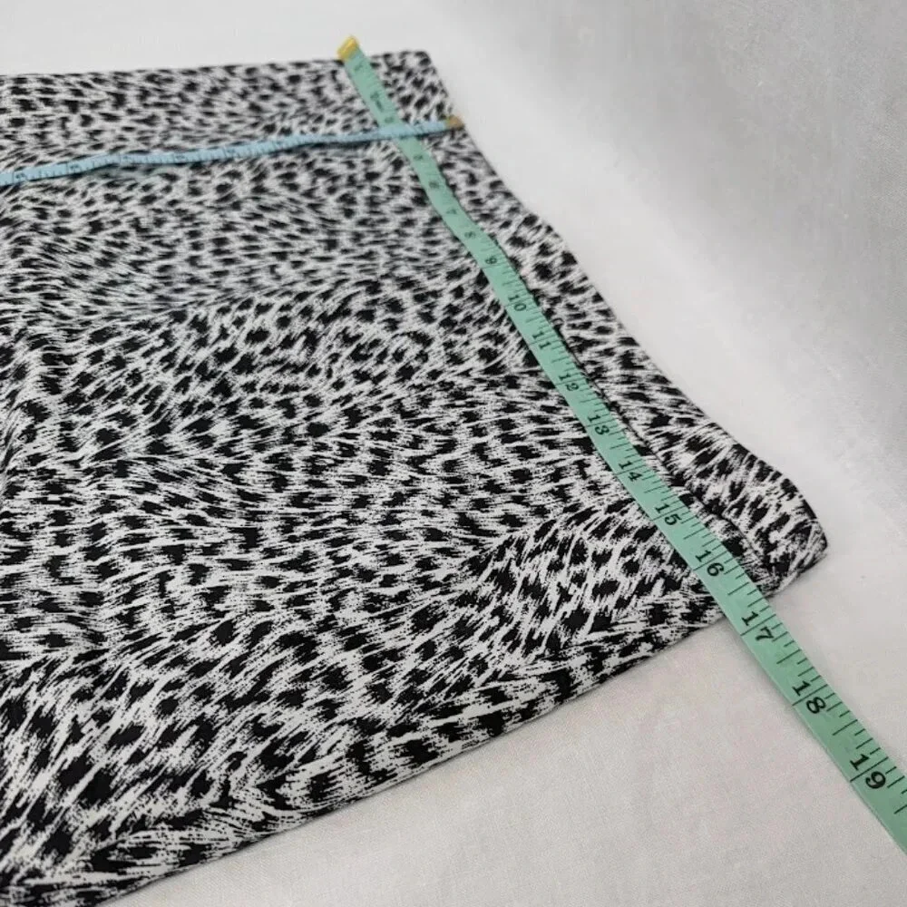 Michael Kors animal print A-line mini skirt, black and white, women's size 8